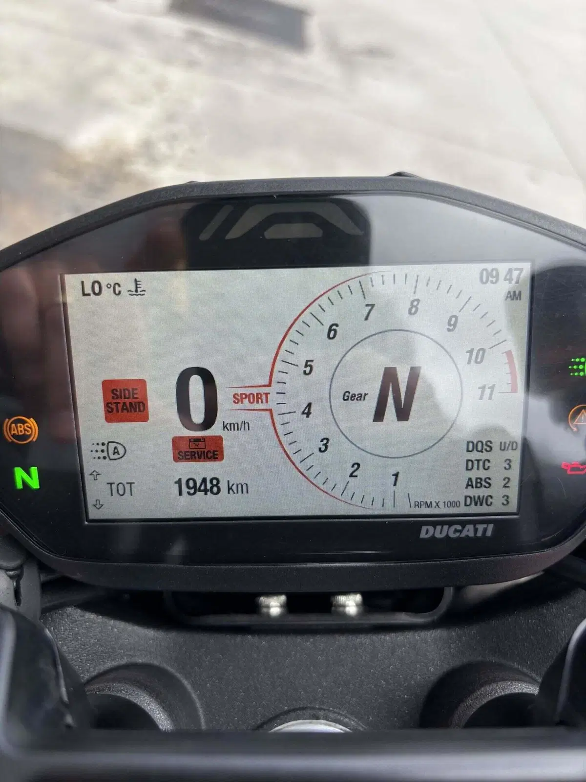Ducati Hypermotard 950 RVE (2022 - 25) (5)