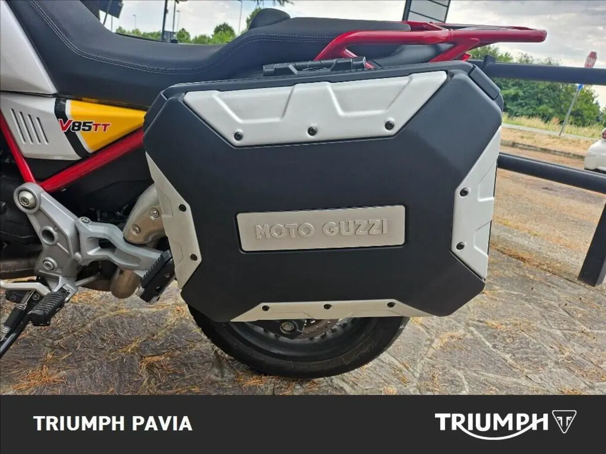 Moto Guzzi V85 TT (2019 - 20) (2)