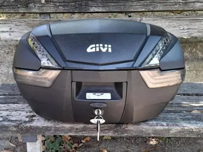 Bauletto Givi V47NNT Tech Monokey 47 Litri Nero