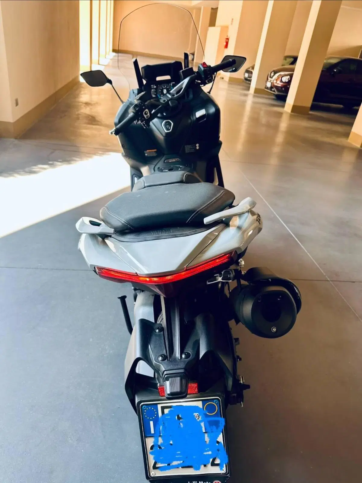 Yamaha T-Max 560 Tech Max (2025 - 26) (5)