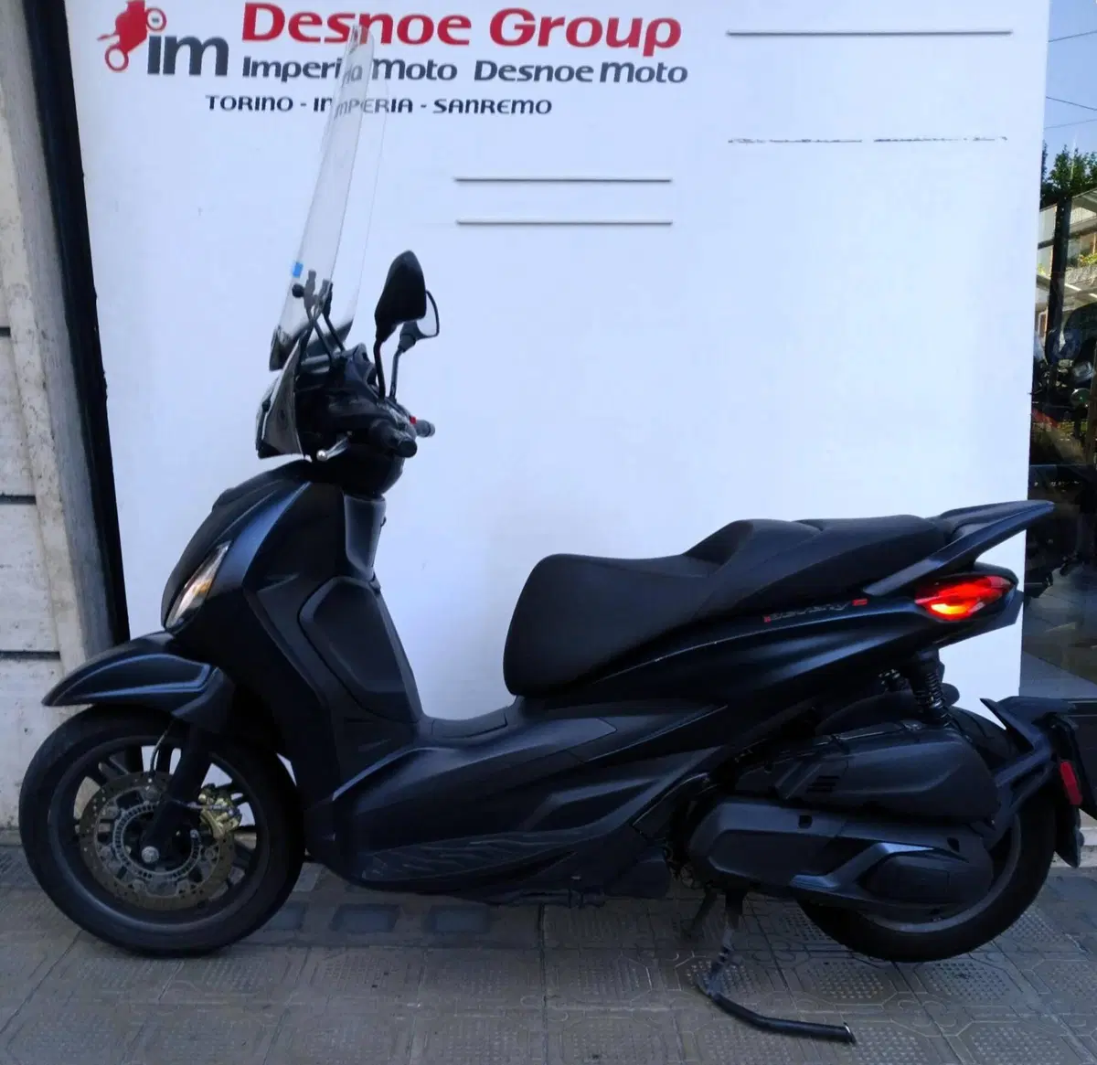 Piaggio Beverly 400 S ABS-ASR (2021 - 24) (2)