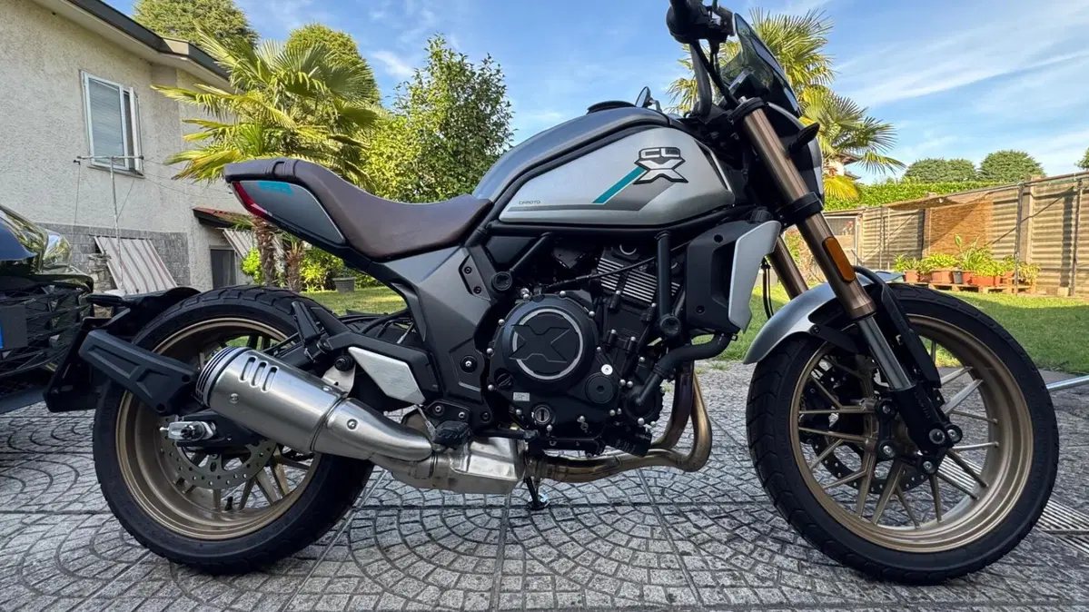 CFMOTO 700CL-X Heritage (2021 - 26)