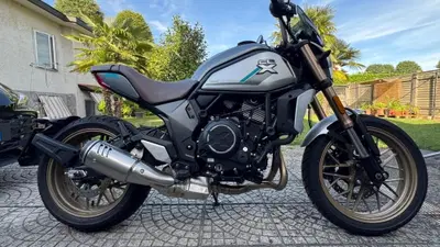 CFMOTO 700CL-X Heritage (2021 - 26) usata