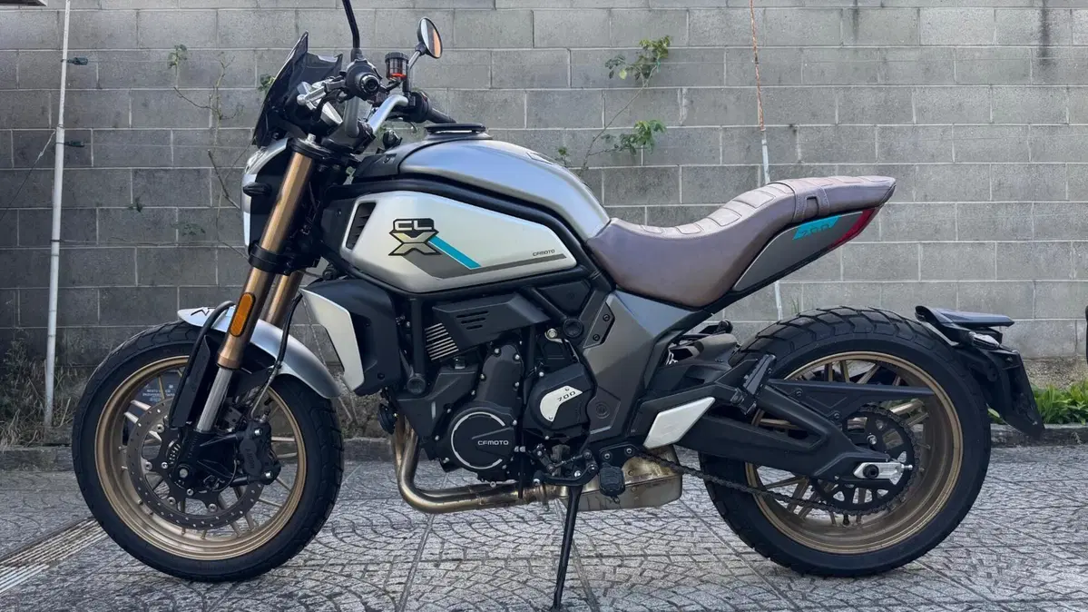 CFMOTO 700CL-X Heritage (2021 - 26) (2)