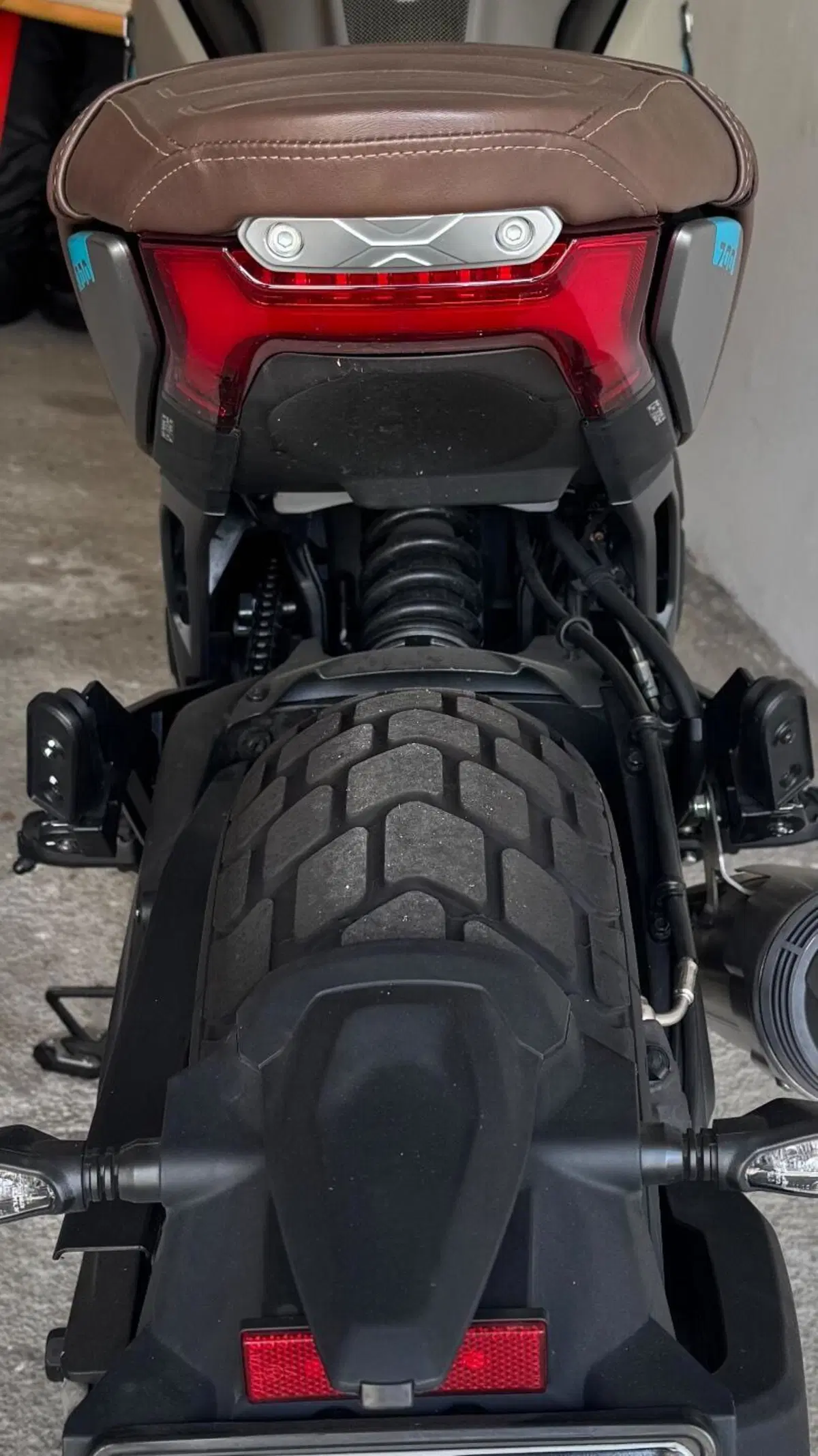 CFMOTO 700CL-X Heritage (2021 - 26) (4)