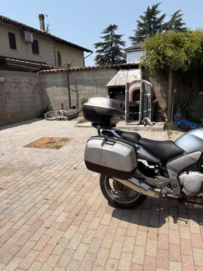 Honda CBF 600 (2004 - 06) usata