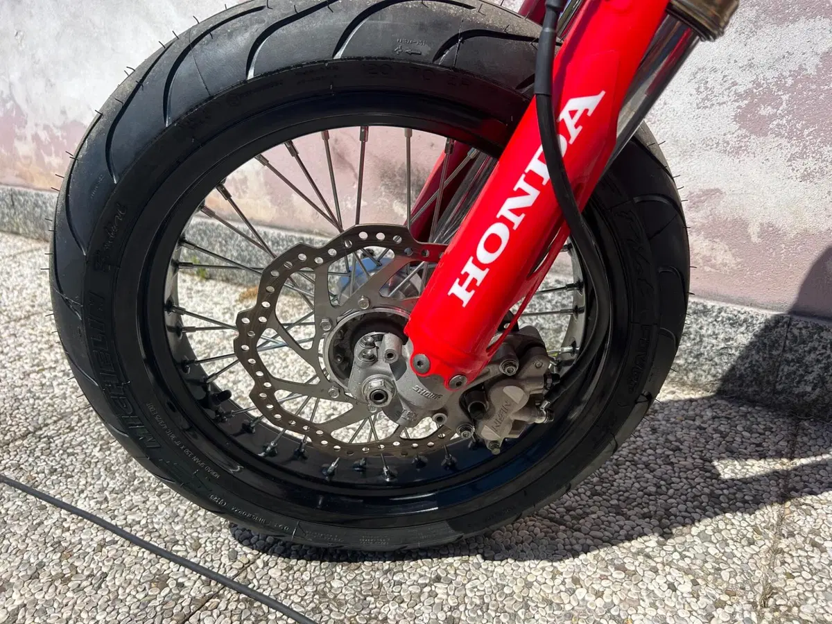 Honda CRF 450R (2024) (6)