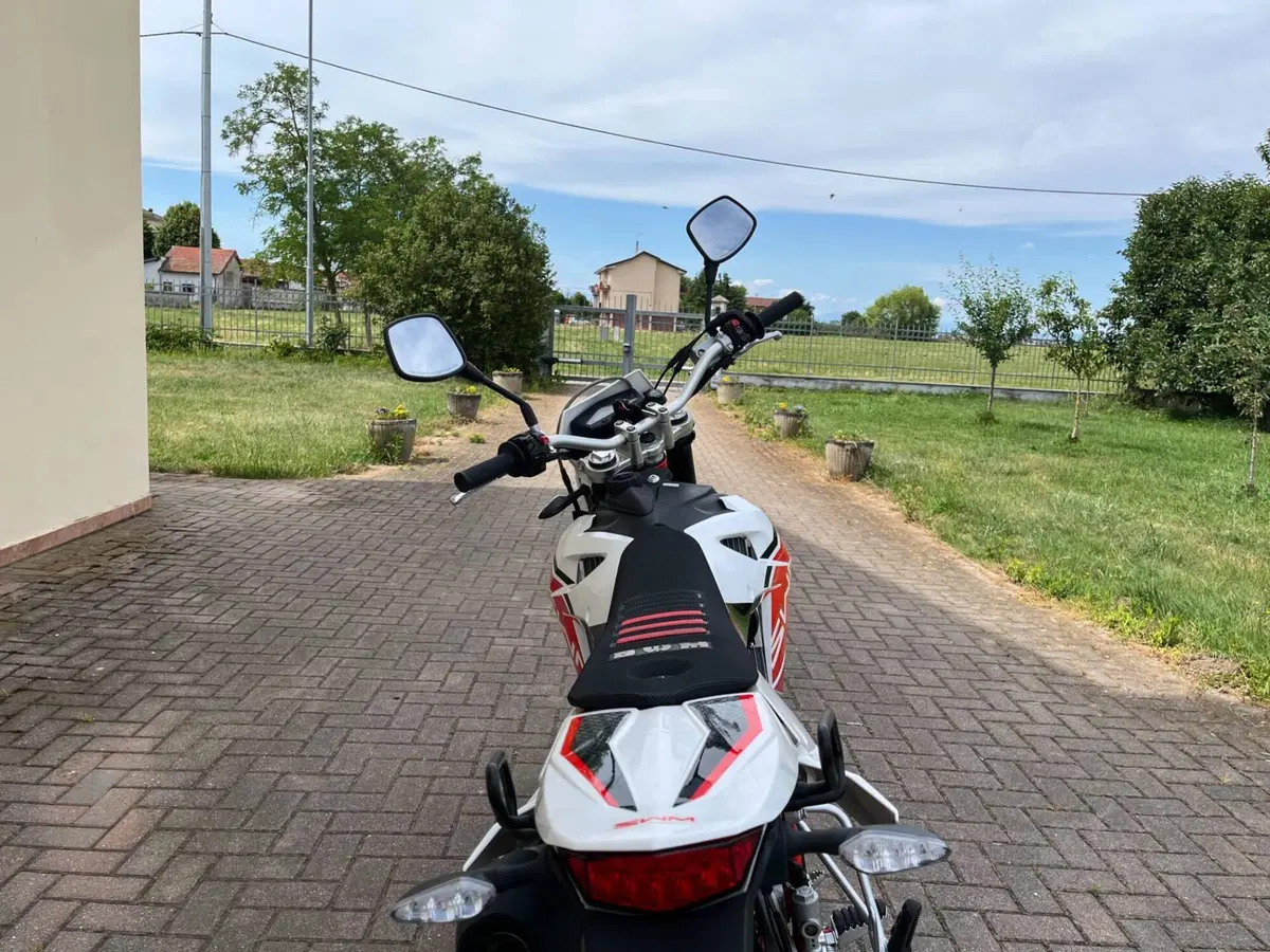 Swm SM 125 R (2022 - 24) (5)