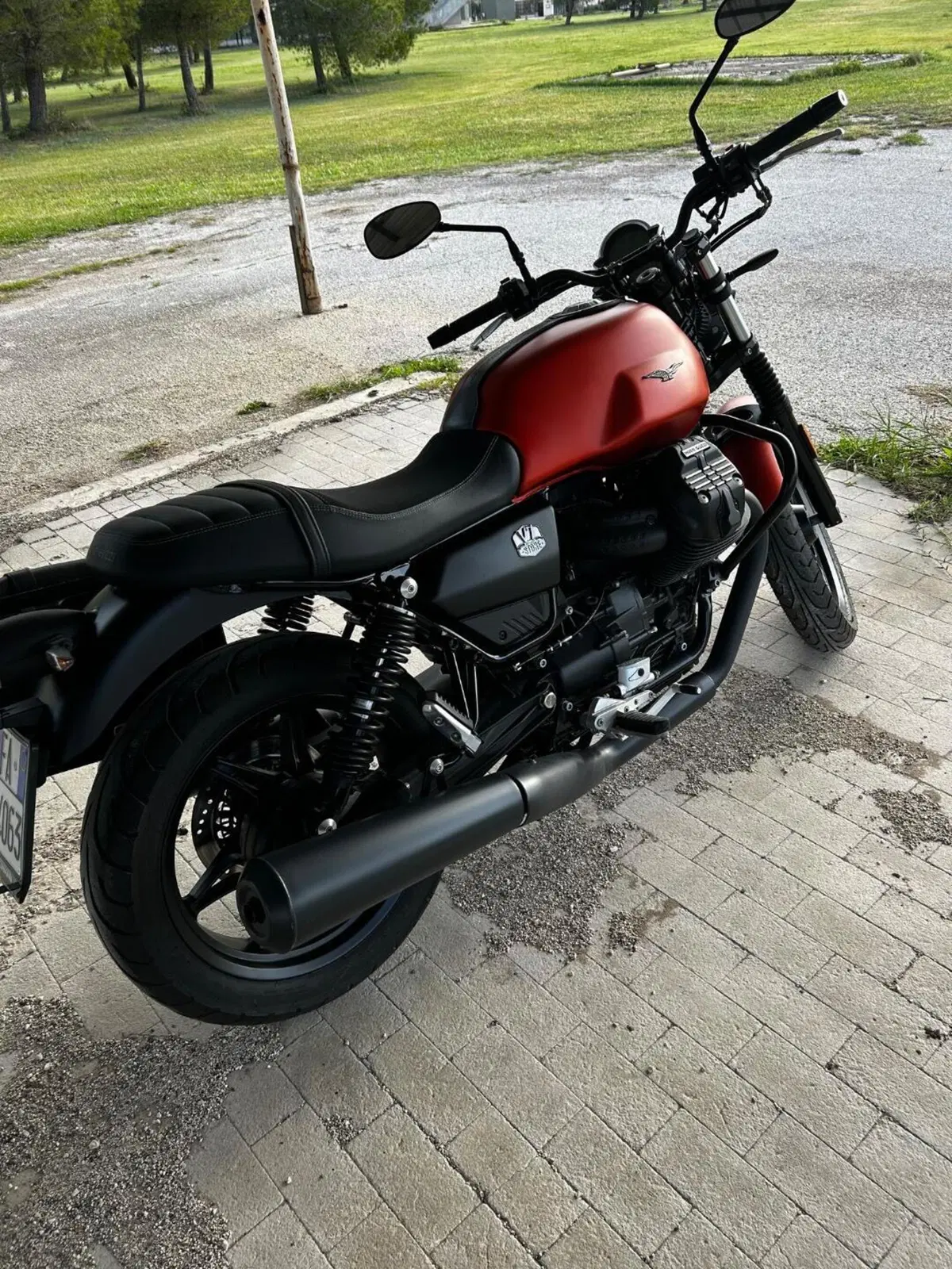 Moto Guzzi V7 850 Stone Special Abs (2021)