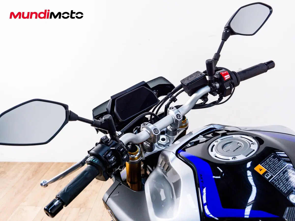 Yamaha MT-10 SP (2017 - 20) (11)