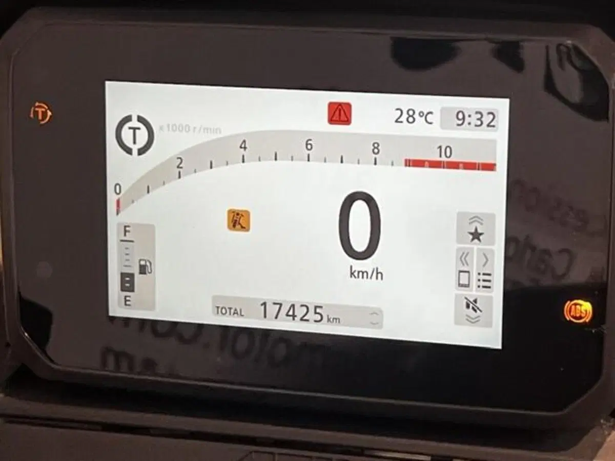Honda ADV 350 (2025 - 26) (5)
