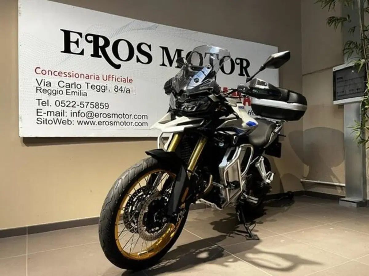 Voge Valico 900DSX (2024 - 26) (4)