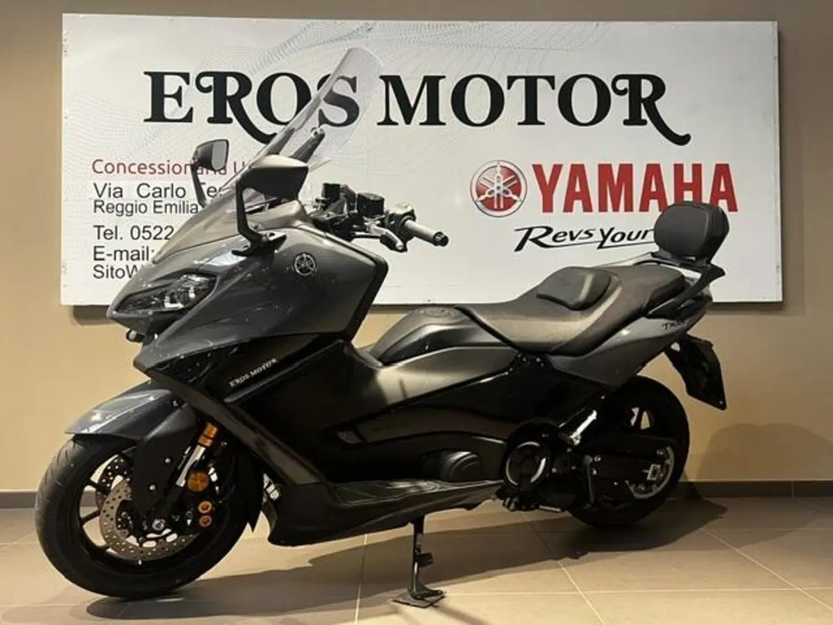 Yamaha T-Max 560 Tech Max (2022 - 24) (2)