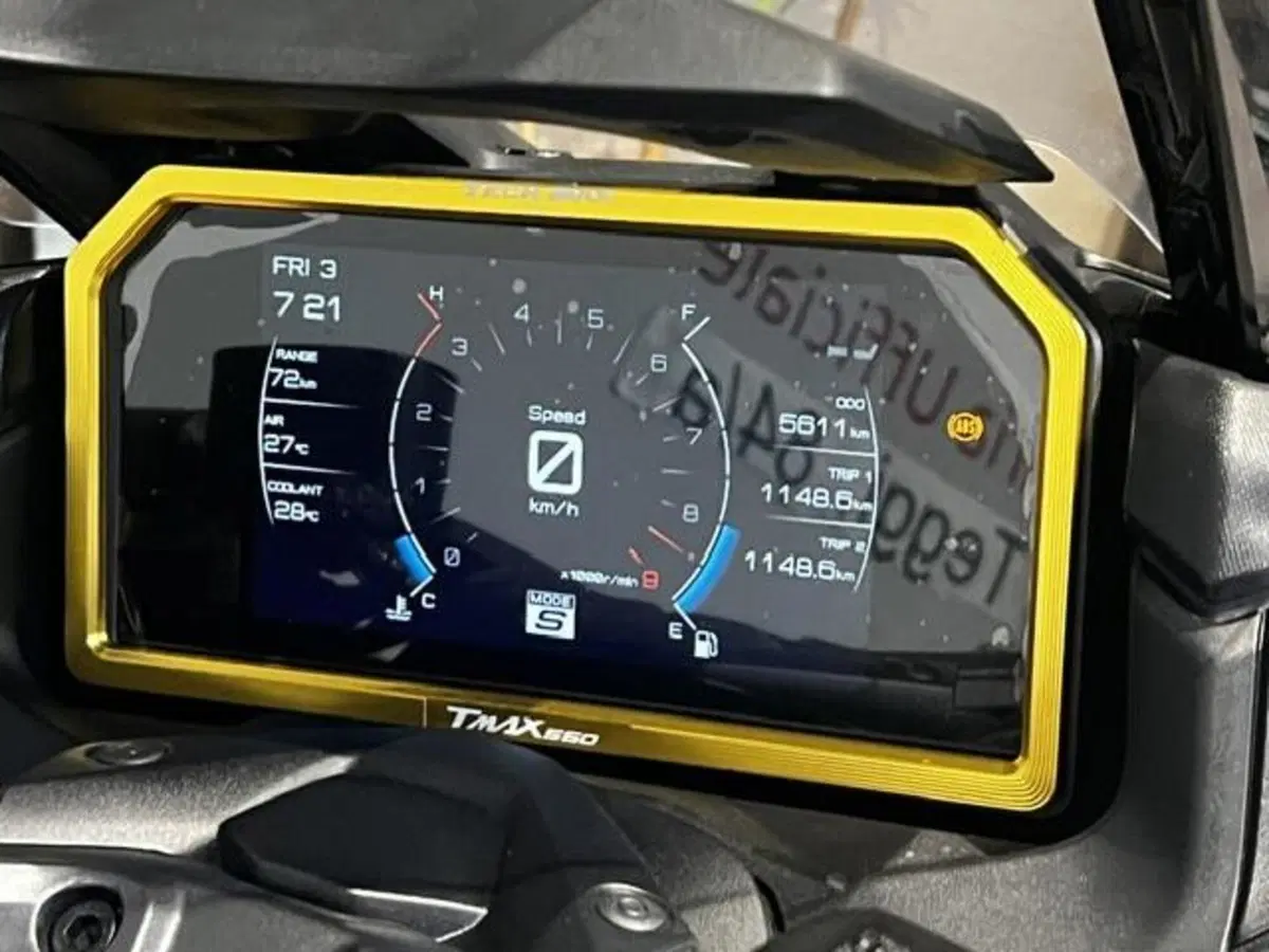 Yamaha T-Max 560 Tech Max (2022 - 24) (5)