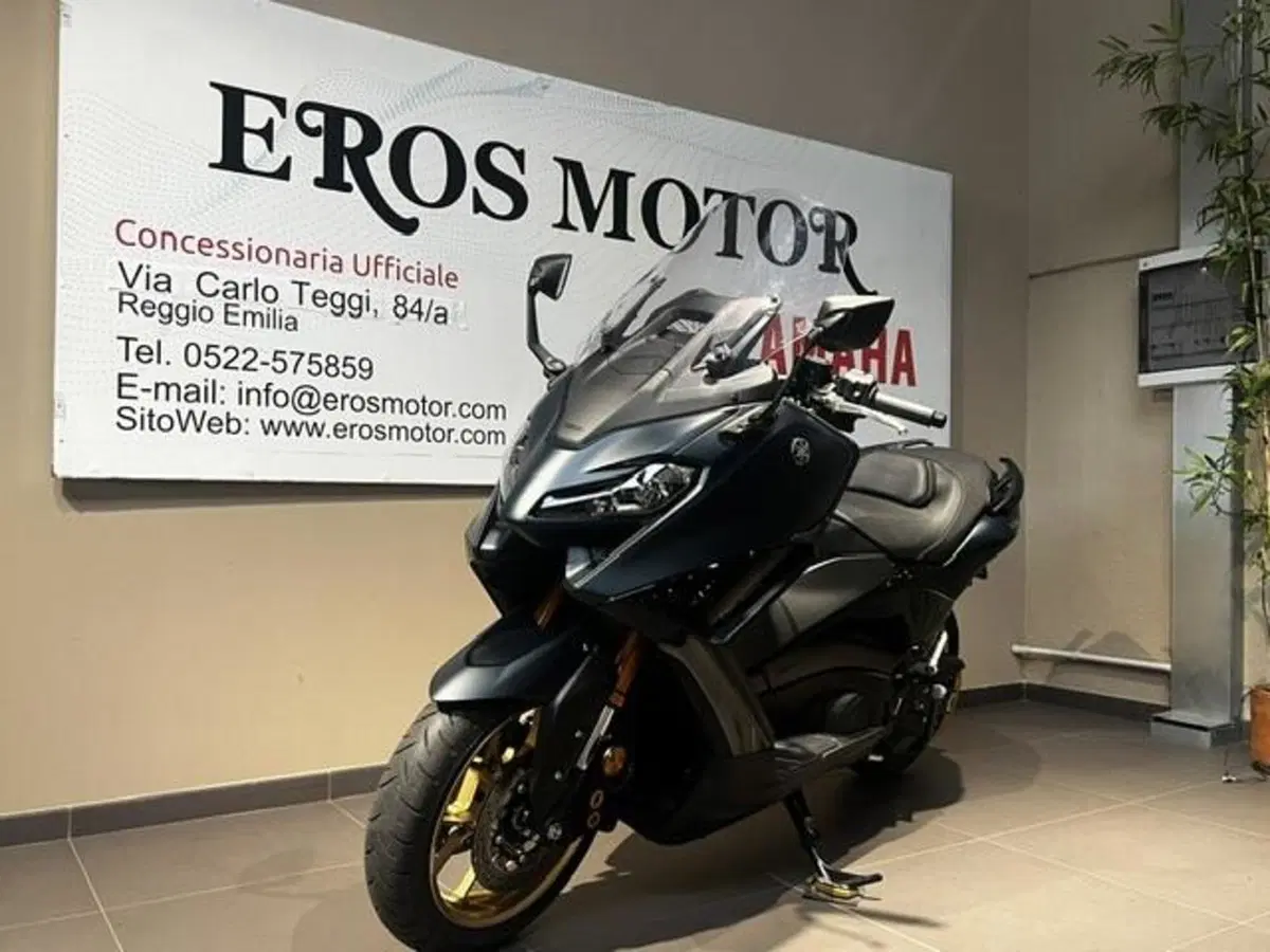 Yamaha T-Max 560 Tech Max (2022 - 24) (4)