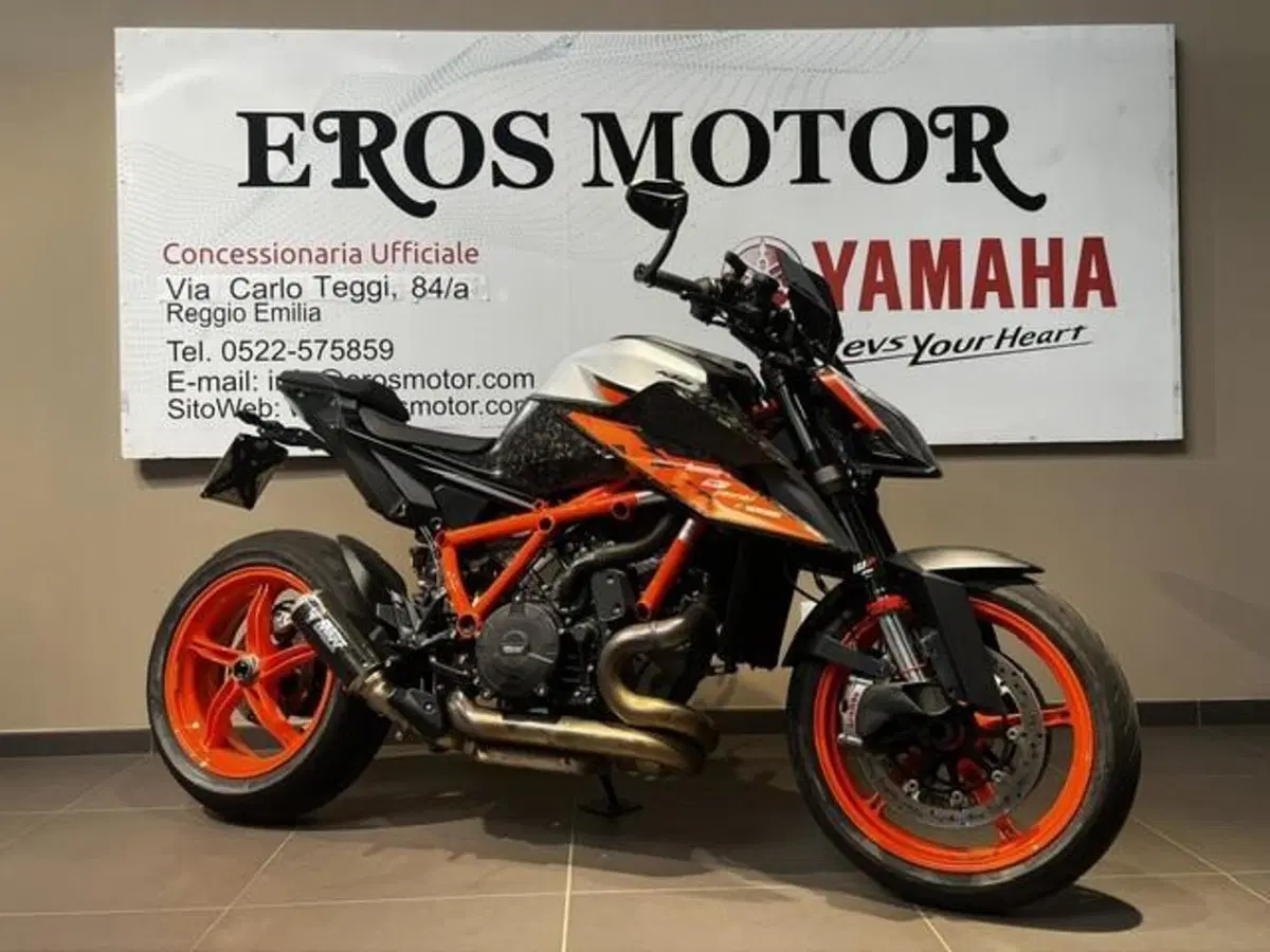 KTM 1290 Super Duke R (2022 - 23) (3)