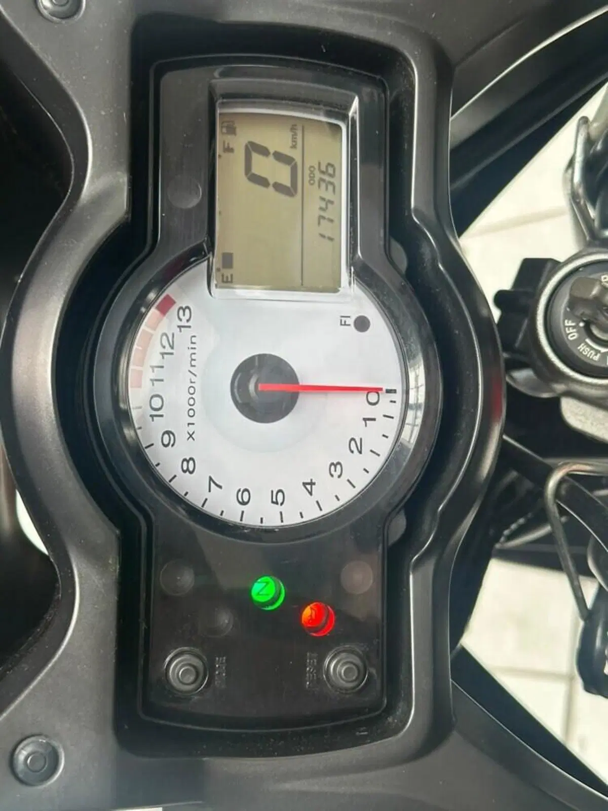 Kawasaki Versys 650 (2010 - 13) (4)