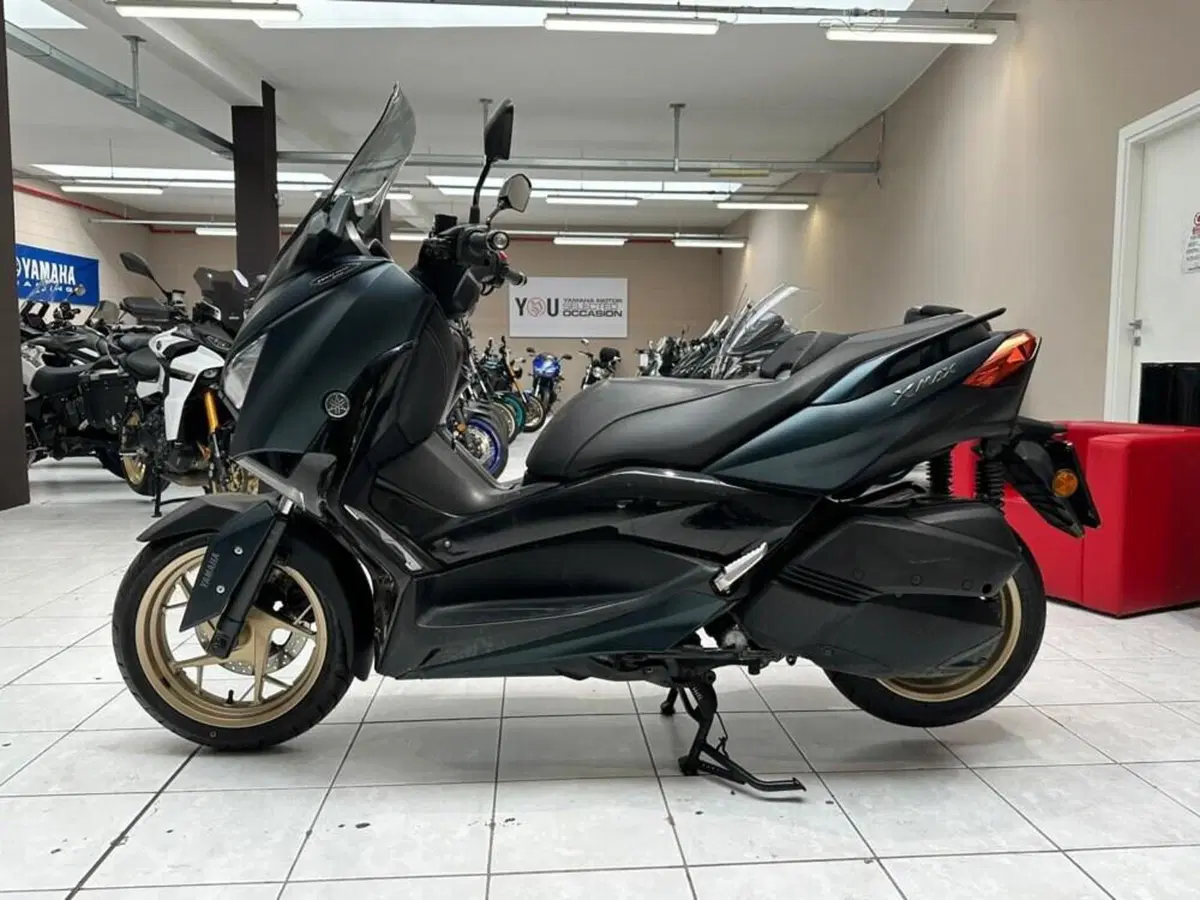 Yamaha X-Max 300 Tech Max (2021 - 24) (3)