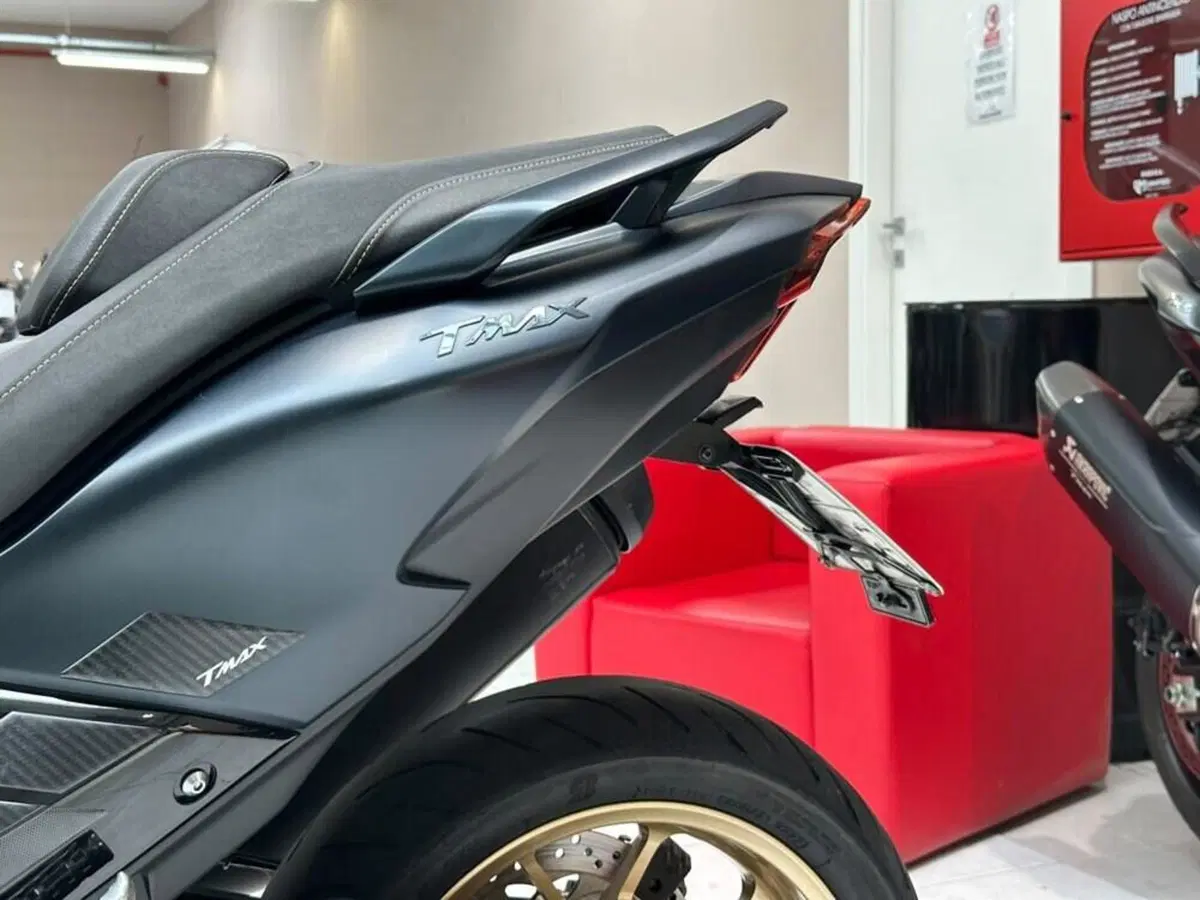 Yamaha T-Max 560 Tech Max (2022 - 24) (4)