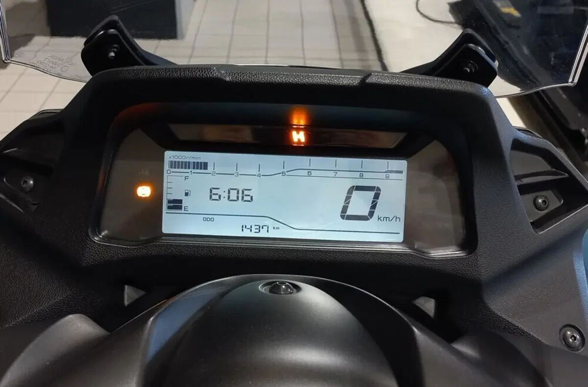 Yamaha Tricity 300 (2021 - 24) (4)