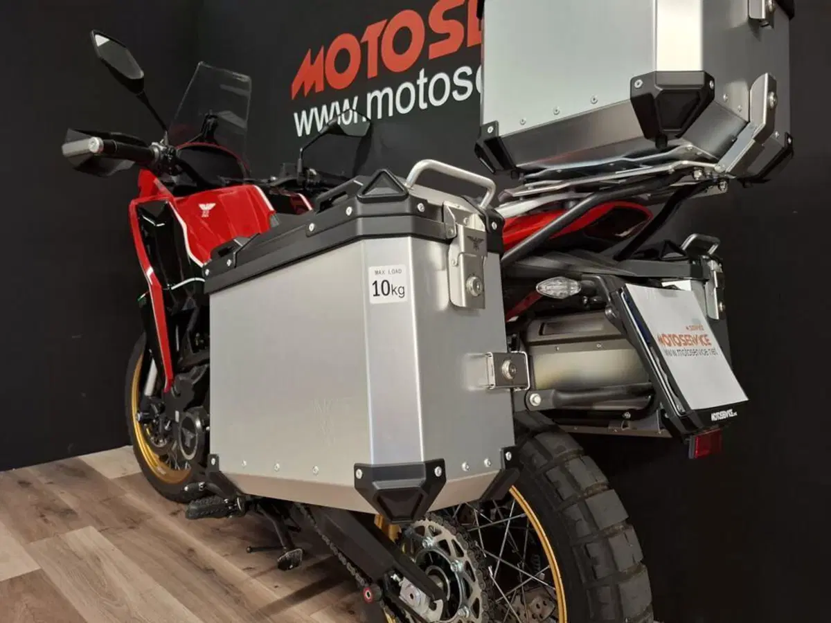 Moto Morini X-Cape 650 Gold Wheels Edition (2022 - 26) (3)