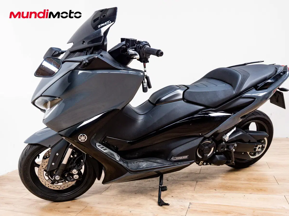 Yamaha T-Max 560 Tech Max (2020) (8)