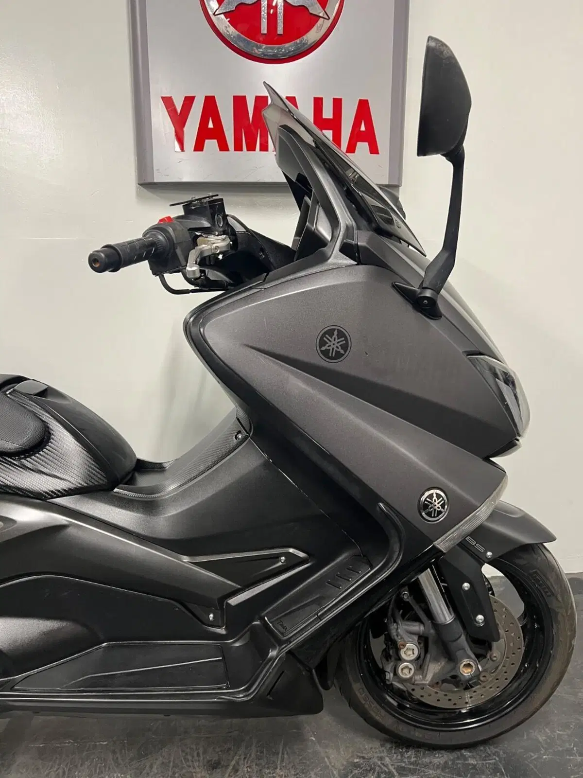 Yamaha T-Max 530 (2015 - 16) (6)