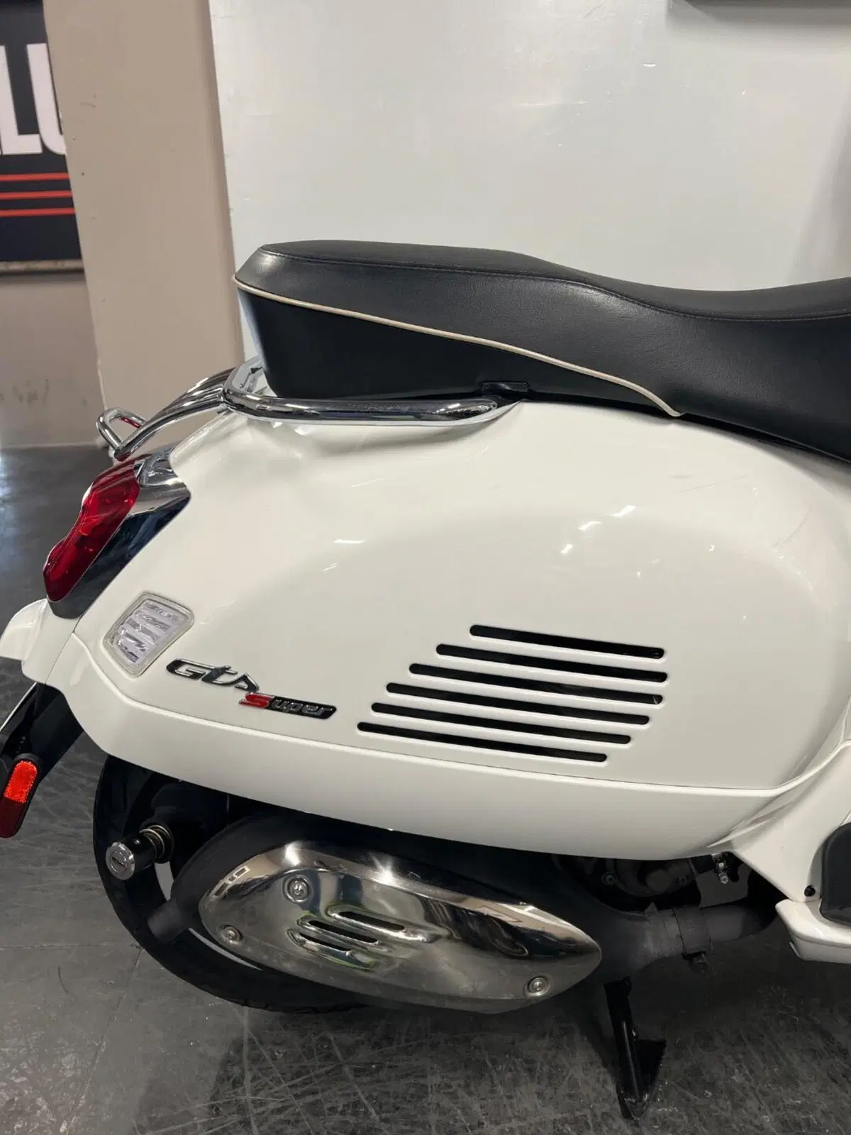 Vespa GTS 300 (2023 - 24) (5)