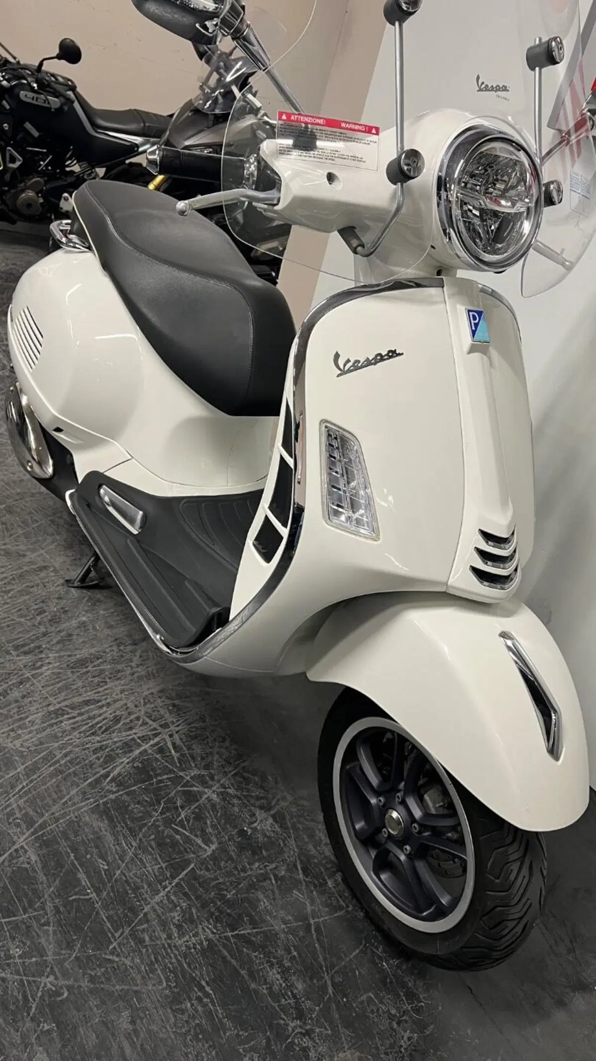Vespa GTS 300 (2023 - 24) (10)