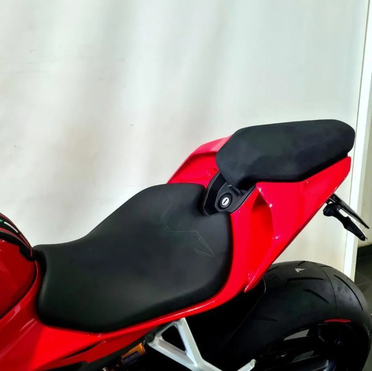 Ducati Streetfighter V4 1100 S (2021 - 22) (13)