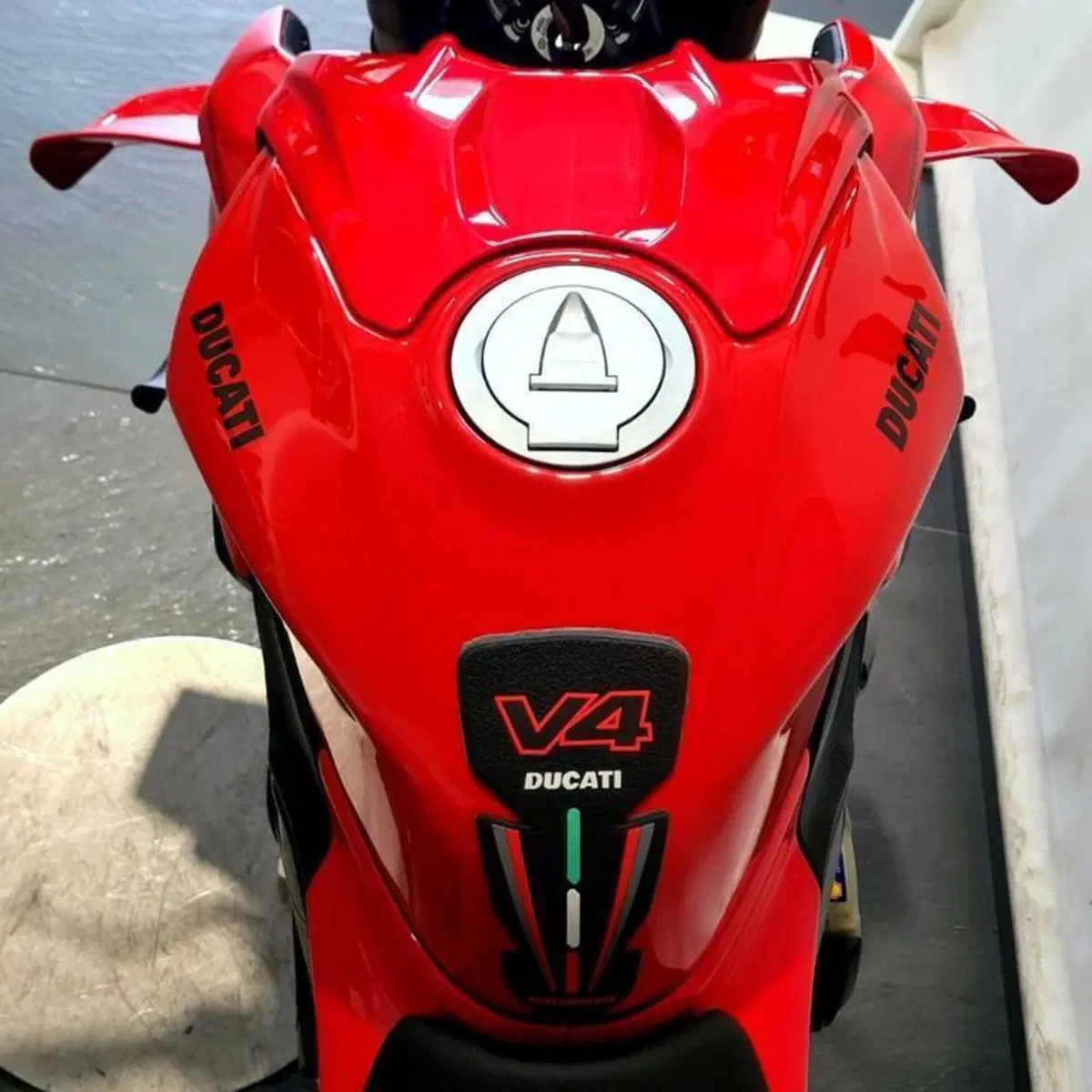 Ducati Streetfighter V4 1100 S (2021 - 22) (6)