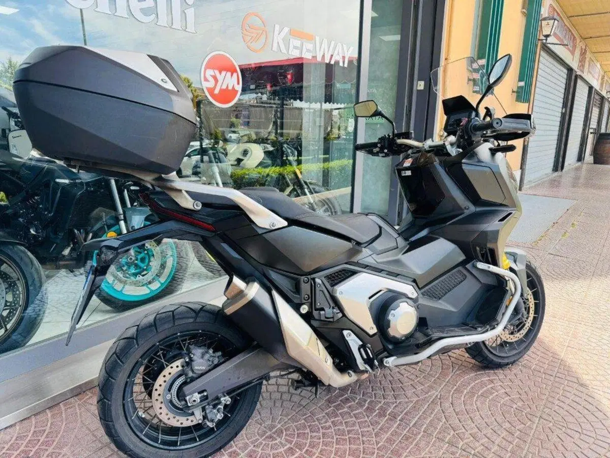 Honda X-ADV 750 DCT Gravel (2021 - 24) (3)