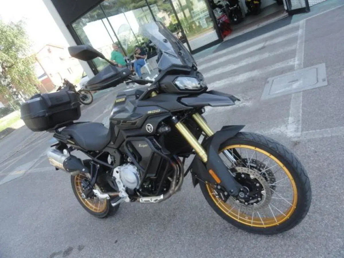Voge Valico 900DSX (2024 - 26) (2)