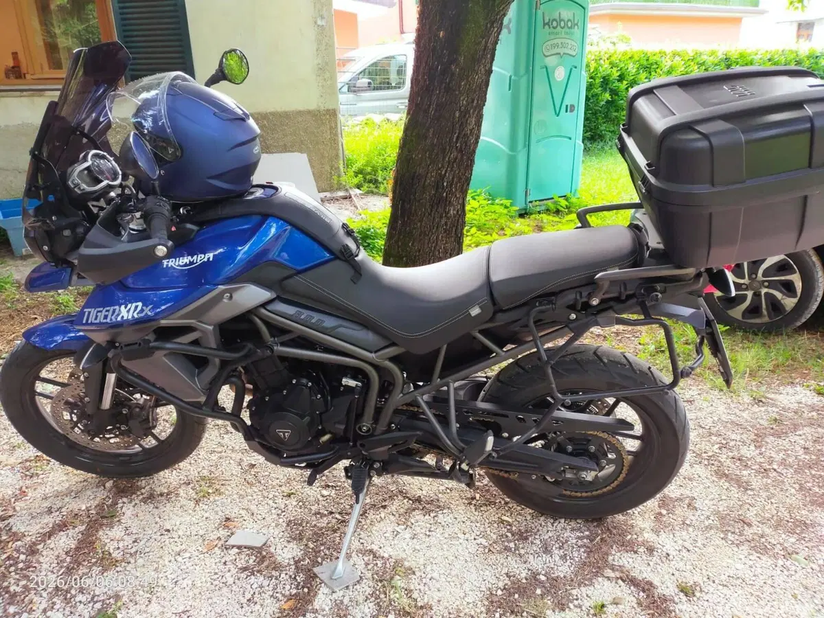 Triumph Tiger 800 XRx (2015 - 17) (3)