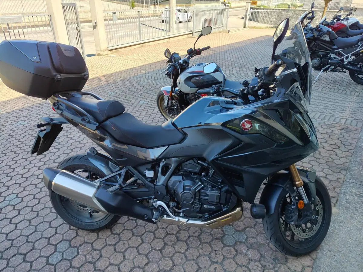 Honda NT 1100 DCT Electronic Suspension (2025 - 26) (2)