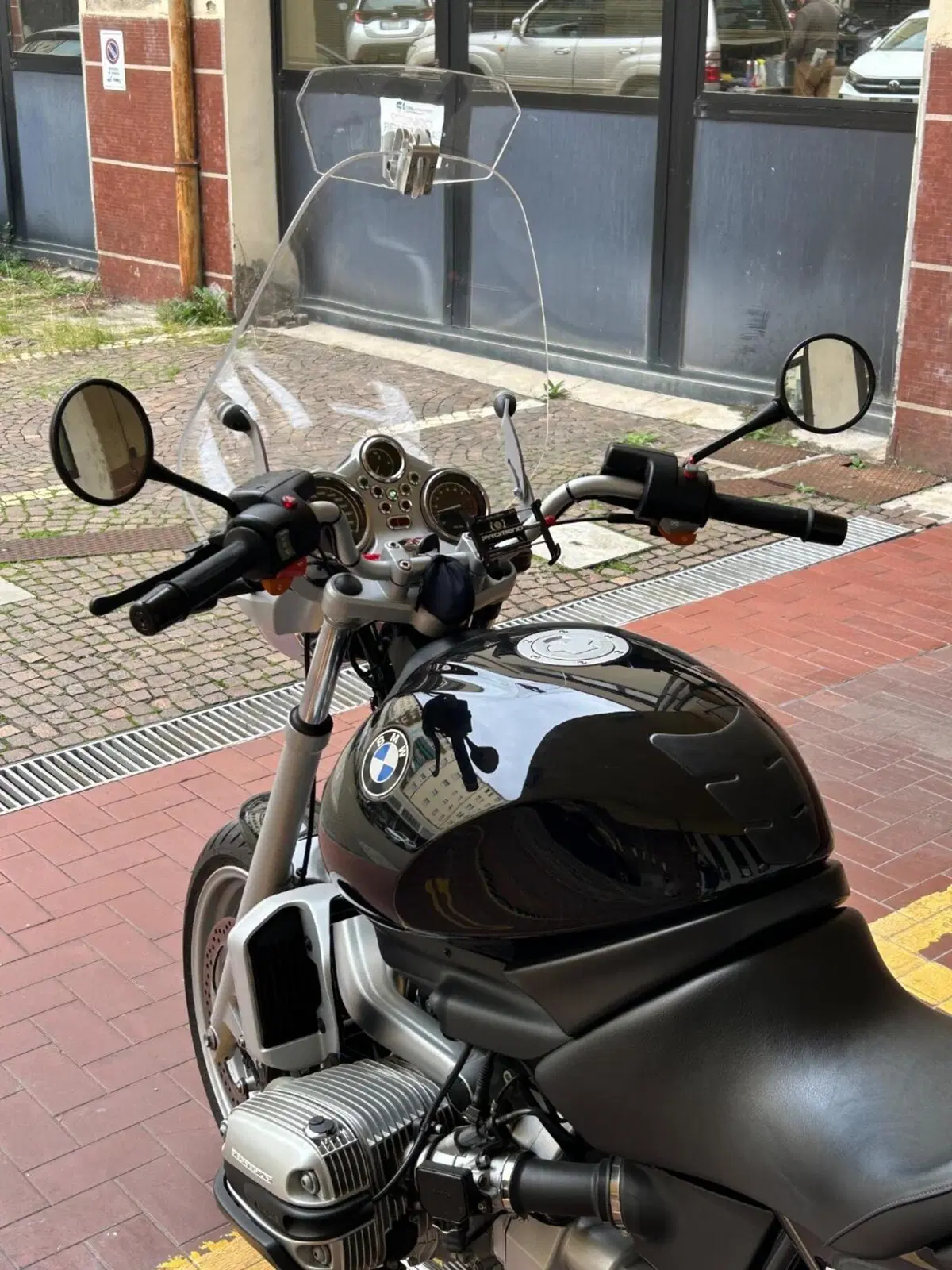 Bmw R 850 R (9)