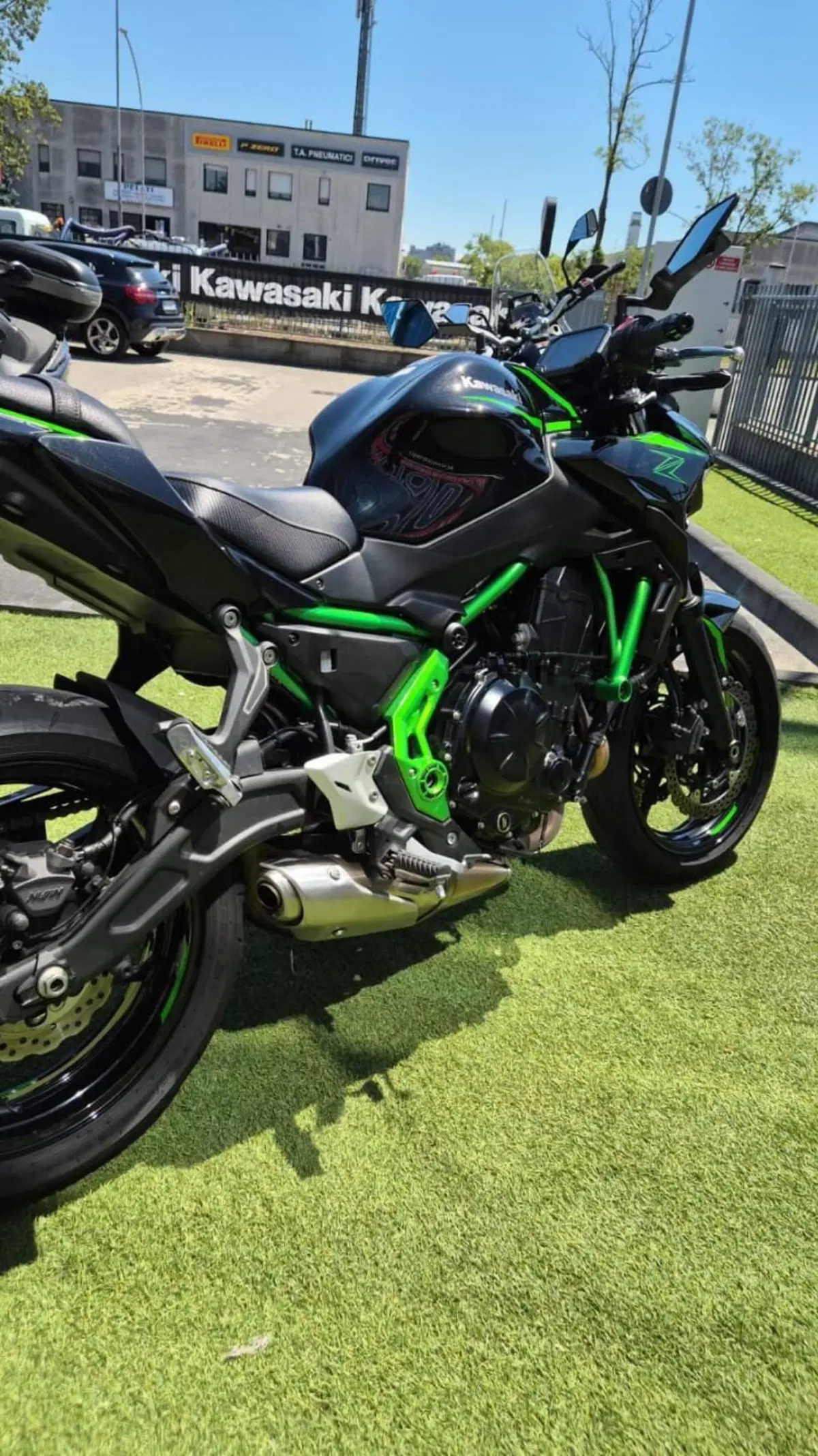 Kawasaki Z 650 (2025 - 26)