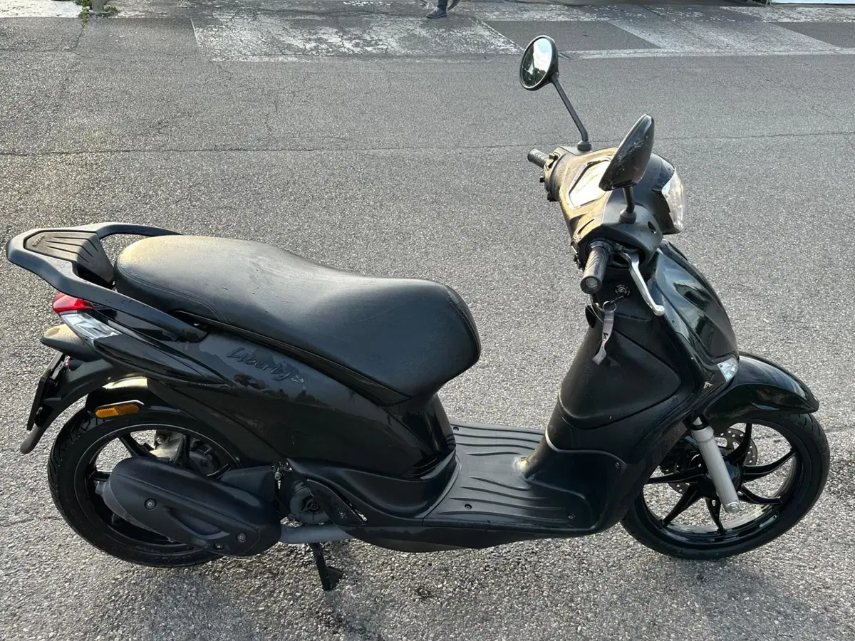 Piaggio Liberty S 50 4T (2020) (4)