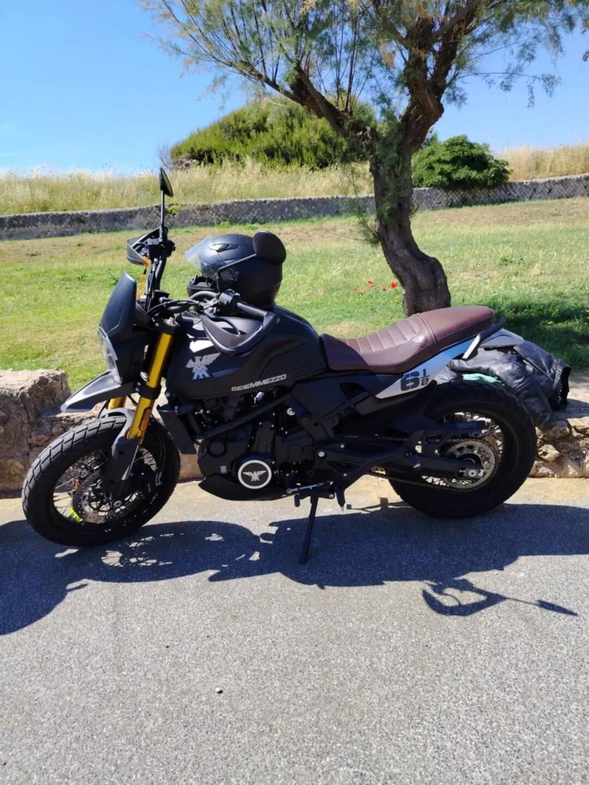 Moto Morini SEIEMMEZZO SCR (2022 - 26) (2)
