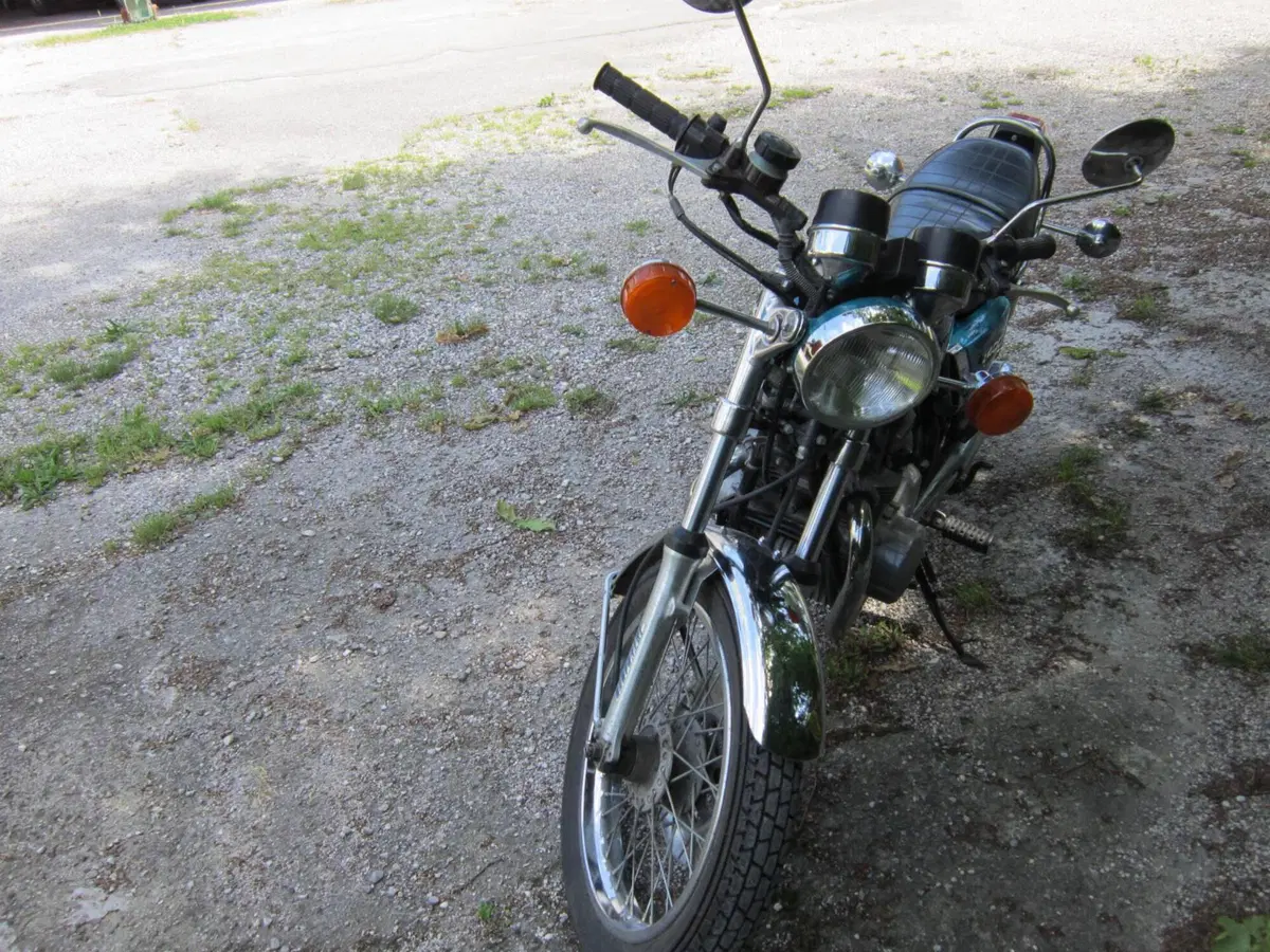 Kawasaki z 400 (2)