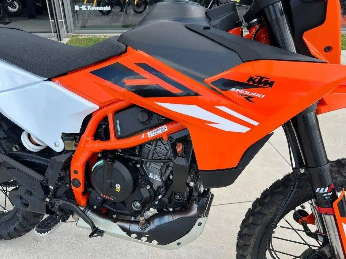 KTM 390 Enduro R (2025 - 26) (3)
