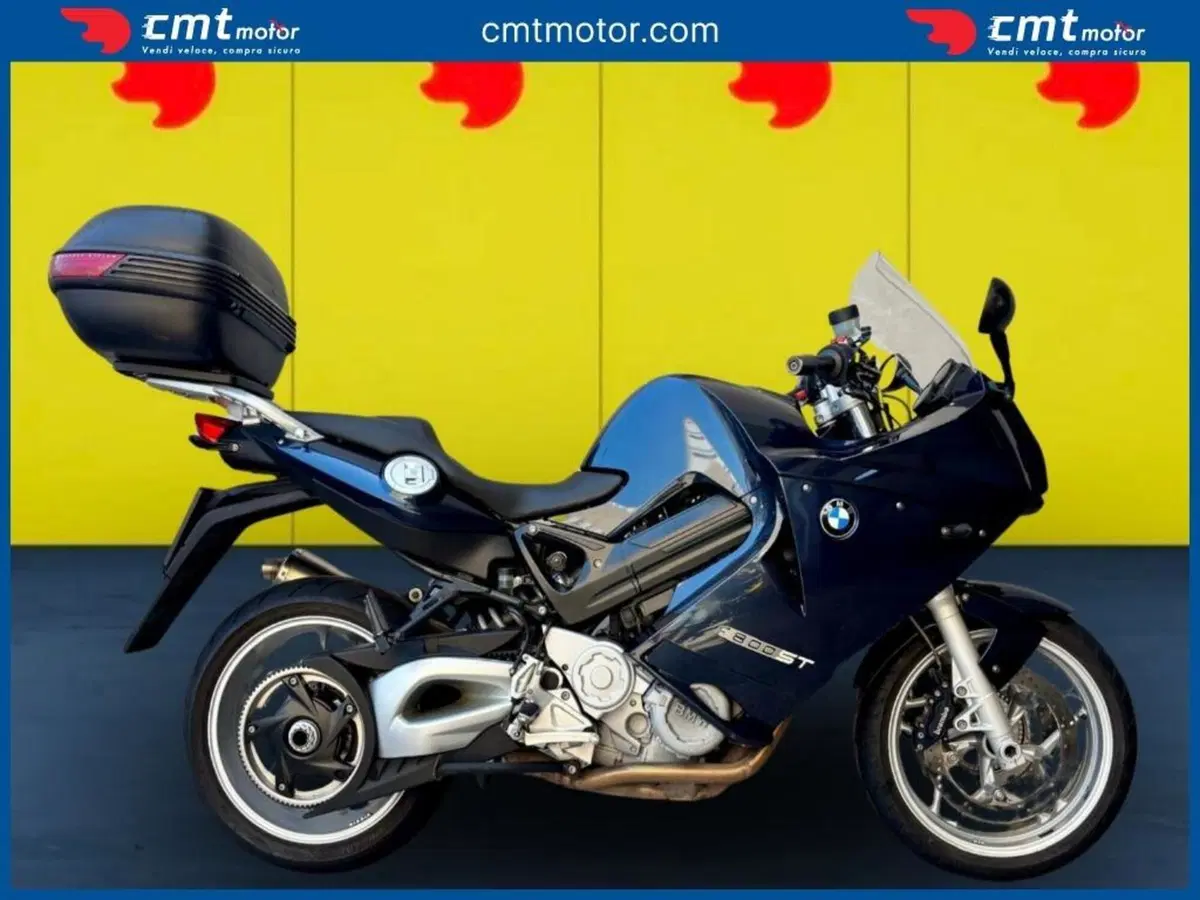 Bmw F 800 ST (4)