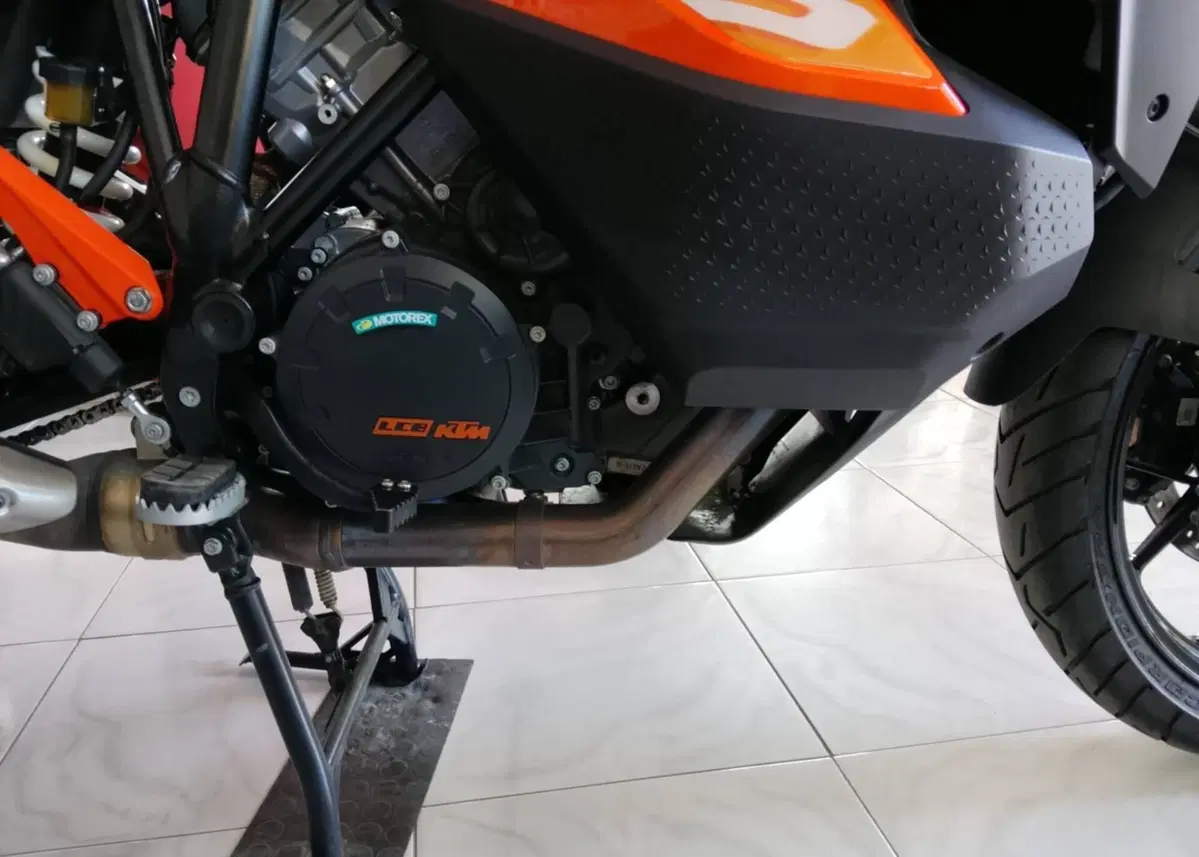 KTM 1290 Super Adventure S (2022 - 25) (8)