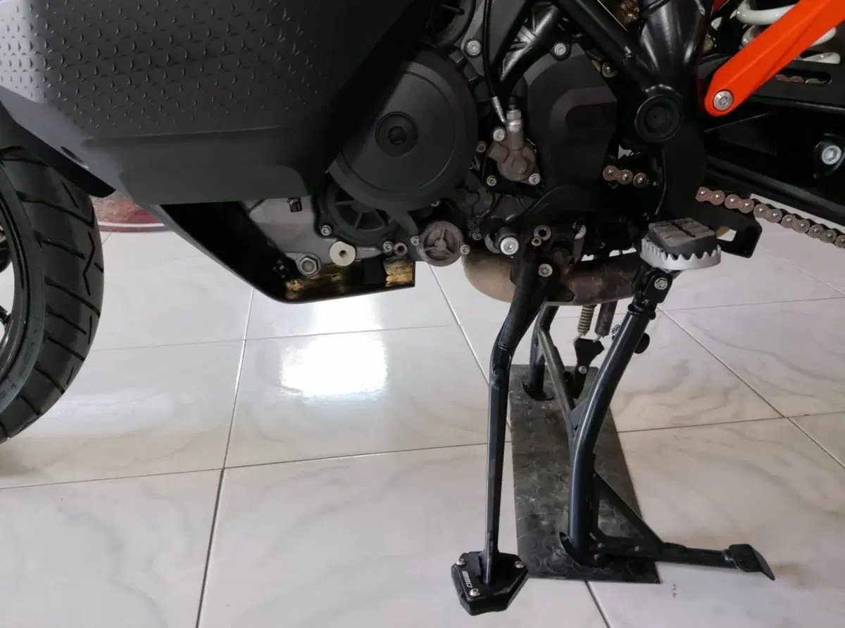 KTM 1290 Super Adventure S (2022 - 25) (9)