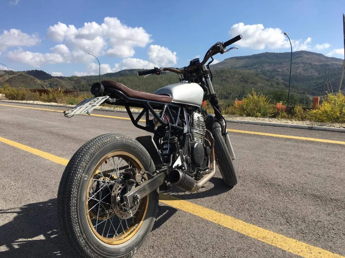 Honda NX 650 Dominator (1991 - 95) (3)