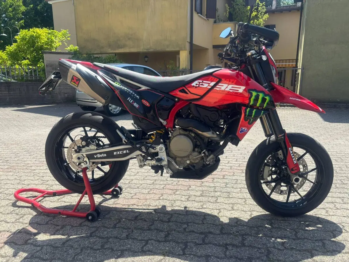 Ducati Hypermotard 698 Mono (2024 - 26) (7)