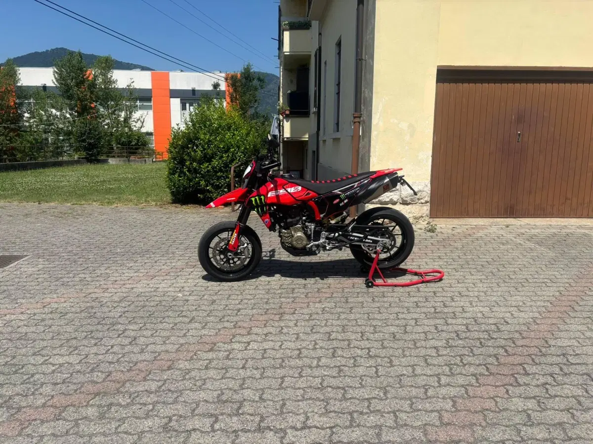 Ducati Hypermotard 698 Mono (2024 - 26) (11)