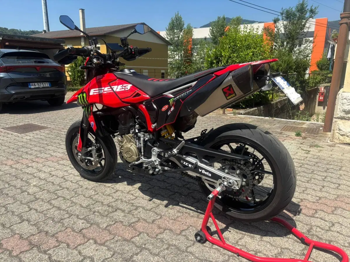 Ducati Hypermotard 698 Mono (2024 - 26) (13)