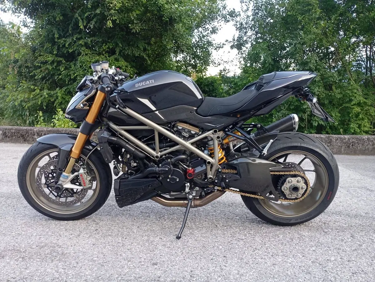 Ducati Streetfighter S (2009 - 14) (2)