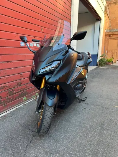 Yamaha T-Max 560 Tech Max (2022 - 24) usata